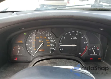 2001 Saturn L300 из США, поврежденный, VIN 1G8JW54RX1Y549632